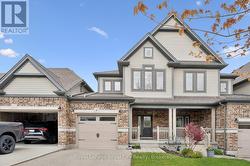 5 SANDYBAY AVENUE  Kitchener, ON N2A 0H7