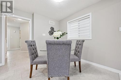 5 Sandybay Avenue, Kitchener, ON - Indoor Photo Showing Dining Room