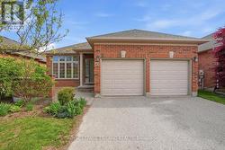 43 - 18 CADEAU TERRACE  London South (South A), ON N6K 4Z1