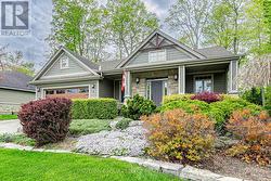 4 HAYTER DRIVE  Lambton Shores (Grand Bend), ON N0M 1T0