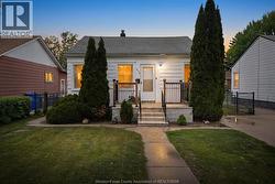 3174 Manchester ROAD Windsor, ON N9C 1X8