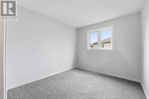 Bedroom 4 - 2133 Lenester Avenue, Ottawa, ON - Indoor Photo Showing Other Room