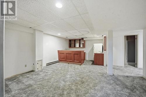 Rec area - 2133 Lenester Avenue, Ottawa, ON - Indoor
