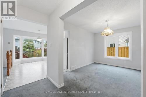 2133 Lenester Avenue, Ottawa, ON - Indoor Photo Showing Other Room