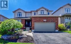 195 WESTCLIFF Way  Cambridge, ON N1S 5C2