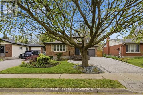 194 CARDIGAN STREET  Guelph (Exhibition Park), ON N1H 3Z9