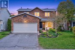 52 DRAINIE DRIVE  Ottawa, ON K2L 3J9