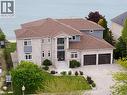 300 Shoreview Circle, Windsor, ON  - Outdoor 
