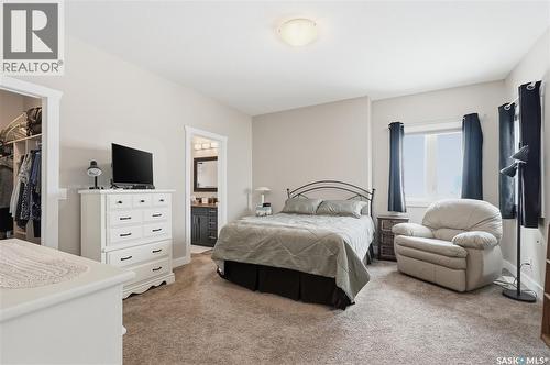335 Mccallum Lane, Saskatoon, SK - Indoor Photo Showing Bedroom