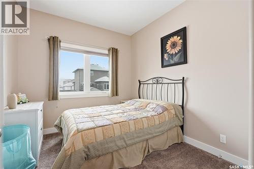 335 Mccallum Lane, Saskatoon, SK - Indoor Photo Showing Bedroom