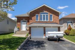 668 MELROSE STREET Kingston (East Gardiners Rd), ON K7M 9G8