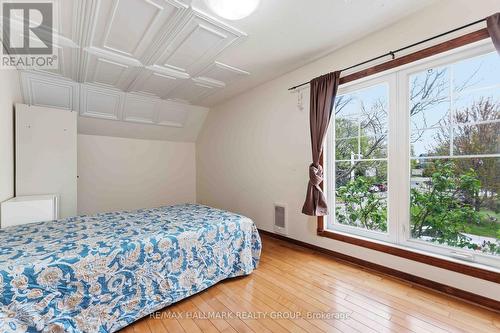 24 Patro Street, Ottawa, ON - Indoor Photo Showing Bedroom