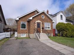 309 HAROLD Street N Thunder Bay, ON P7C 4C7