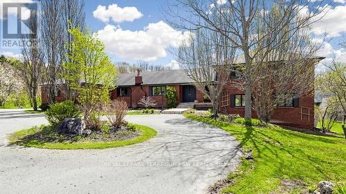 Main - 9 Gilbert Drive, Aurora, ON - Outdoor