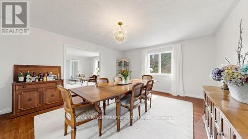 Main - 9 Gilbert Drive, Aurora, ON - Indoor Photo Showing Dining Room