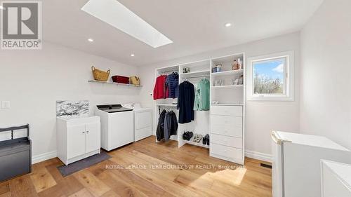 Main - 9 Gilbert Drive, Aurora, ON - Indoor Photo Showing Laundry Room