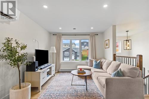 20 Phoenix Drive, Paradise, NL - Indoor Photo Showing Living Room