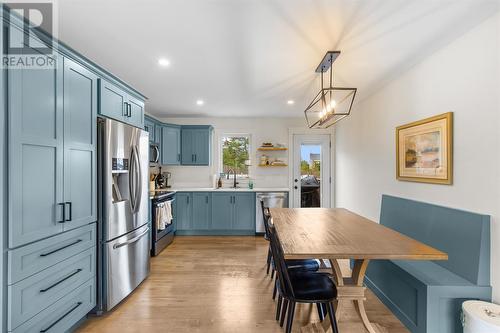 20 Phoenix Drive, Paradise, NL - Indoor
