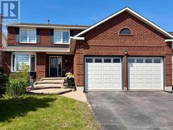 1310 PRESTONE DRIVE N Ottawa, ON K1E 2Z6