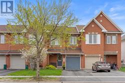 218 FLAMBOROUGH WAY  Ottawa, ON K2W 1G5