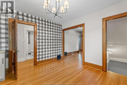 557 Moy Ave, Windsor, ON - Indoor Photo Showing Other Room