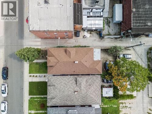557 Moy Ave, Windsor, ON - 