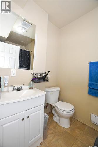 106 Geary Crescent, Saskatoon, SK - Indoor Photo Showing Bathroom