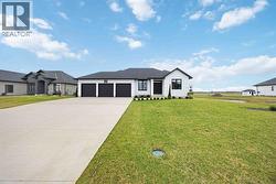 3745 QUEEN STREET Plympton-Wyoming, ON N0N 1E0