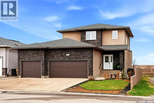 6902 Maple Vista Drive, Regina, SK - Outdoor