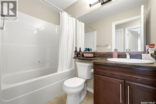 6902 Maple Vista Drive, Regina, SK - Indoor Photo Showing Bathroom