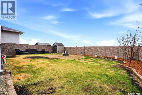 6902 Maple Vista Drive, Regina, SK - Outdoor