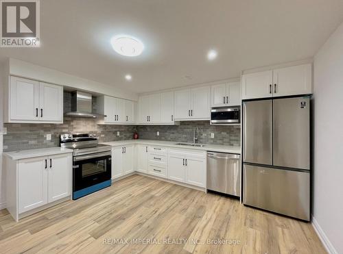 3 Collier Crescent, Markham, ON - Indoor Photo Showing Kitchen With Double Sink