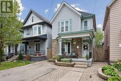 84 SMITH AVENUE  Hamilton, ON L8L 5P1