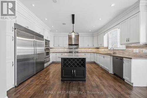 Kitchen - 35 Conifer Drive, Toronto, ON - Indoor Photo Showing Kitchen With Upgraded Kitchen