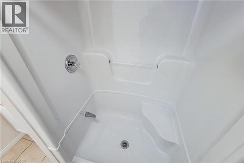 751 Rymal Road W Unit# 22, Hamilton, ON - Indoor Photo Showing Bathroom