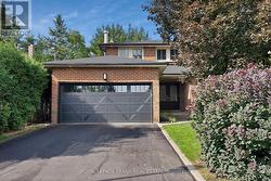 272 PLYMOUTH TRAIL  Newmarket (Bristol-London), ON L3Y 6G7