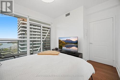 2301 - 33 Shore Breeze Drive, Toronto, ON - Indoor Photo Showing Bedroom