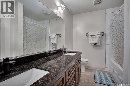 48 - 1703 Patrick Crescent, Saskatoon, SK - Indoor Photo Showing Bathroom