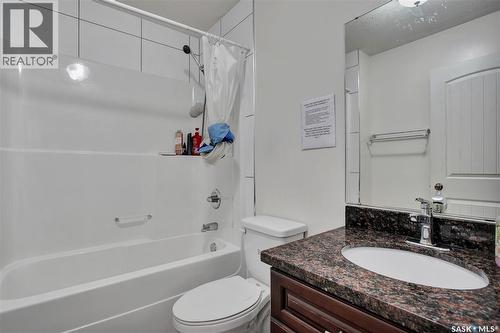 48 - 1703 Patrick Crescent, Saskatoon, SK - Indoor Photo Showing Bathroom