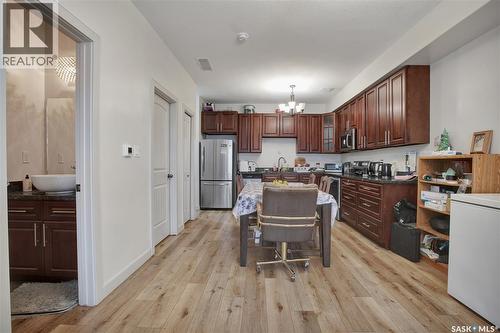 48 - 1703 Patrick Crescent, Saskatoon, SK - Indoor Photo Showing Kitchen