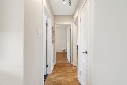 20 Barberry Road, Winnipeg, MB - Indoor Photo Showing Other Room