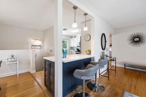 20 Barberry Road, Winnipeg, MB - Indoor