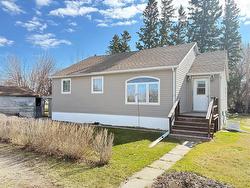 29 1st Street SW  Hamiota, MB R0M 0T0
