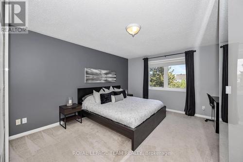 49 Chantilly Gate, Ottawa, ON - Indoor Photo Showing Bedroom