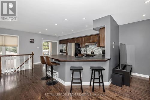 49 Chantilly Gate, Ottawa, ON - Indoor Photo Showing Kitchen