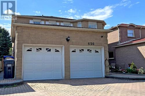 656 Esprit Crescent, Mississauga, ON - Outdoor