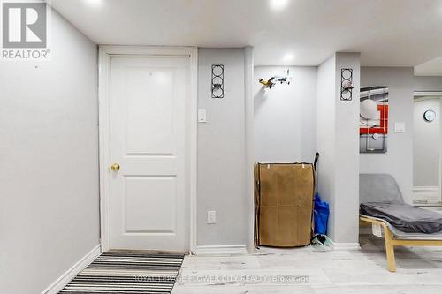 656 Esprit Crescent, Mississauga, ON - Indoor Photo Showing Other Room
