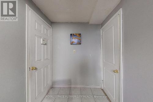 656 Esprit Crescent, Mississauga, ON - Indoor Photo Showing Other Room