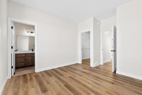 10 Reed Cove, Anola, MB - Indoor Photo Showing Other Room