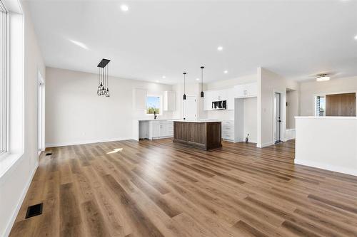 10 Reed Cove, Anola, MB - Indoor